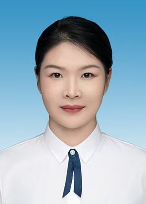 朱玉凤.jpg